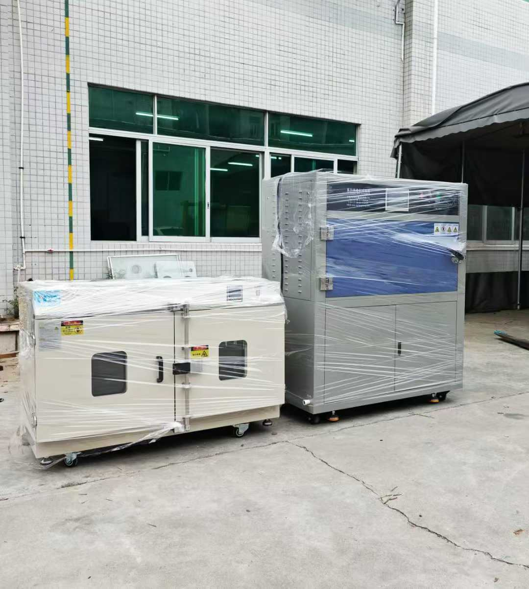 紫外老化箱与高温试验箱